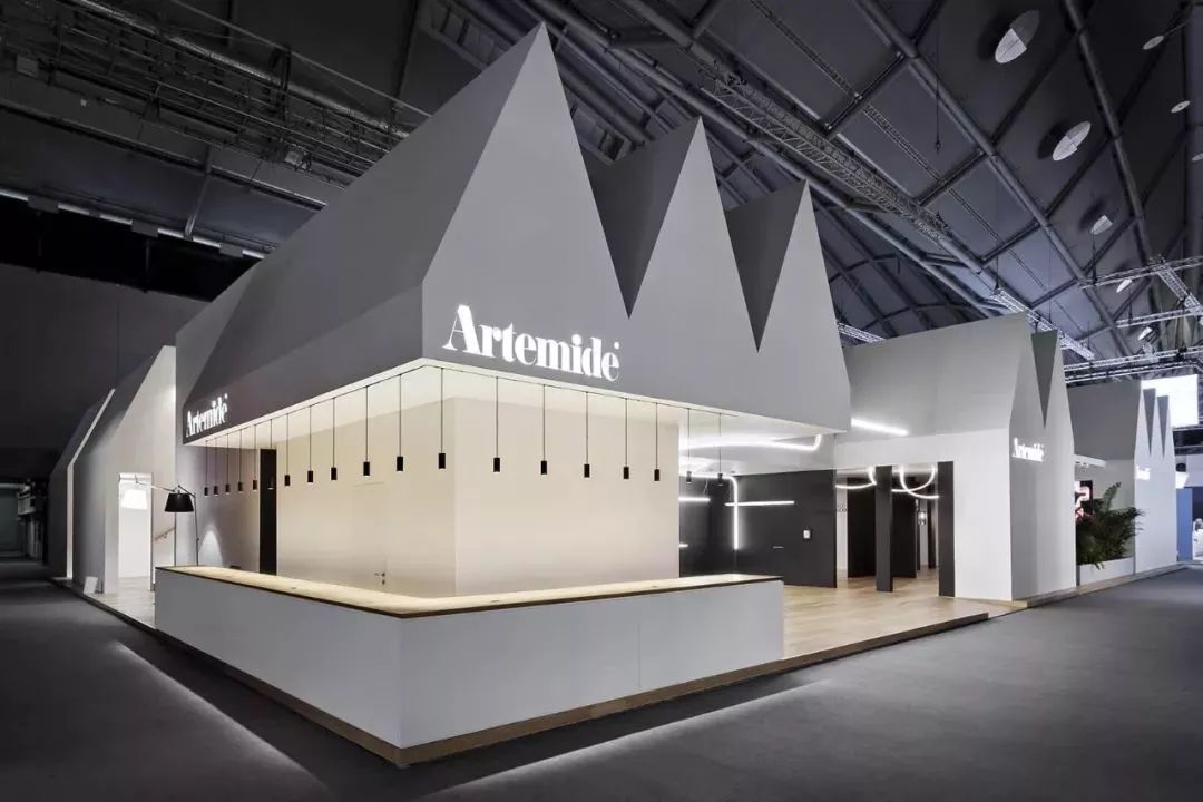 米兰设计周灯具,米兰设计周2023灯具直播