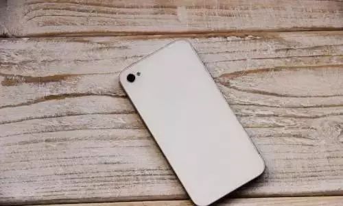 手机朝上朝下有什么区别,手机不用时应该正着放还是反着放