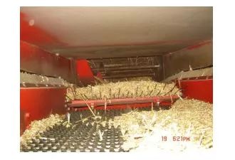 雷沃小麦收割机维修小技巧,开轮式小麦收割机注意事项