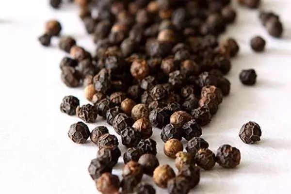 寻香|还原派VS颠覆派？诶呦~想不到这花还有两副面孔！（上）