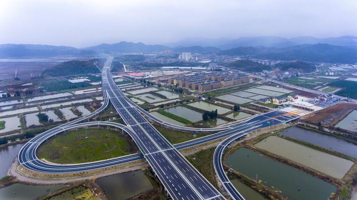 浙报70年徒步赛,浙报书写新时代