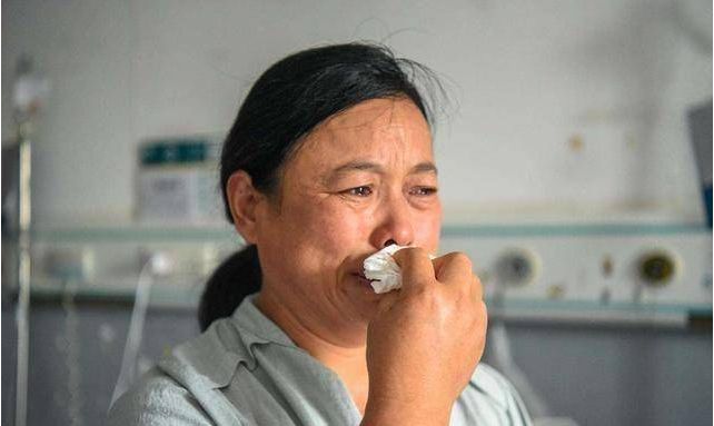 女孩每天放屁数十次确诊肠癌,女子放屁肠癌