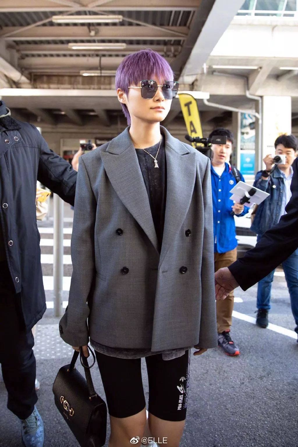 脸圆又黑适合戴什么墨镜,胖脸戴墨镜