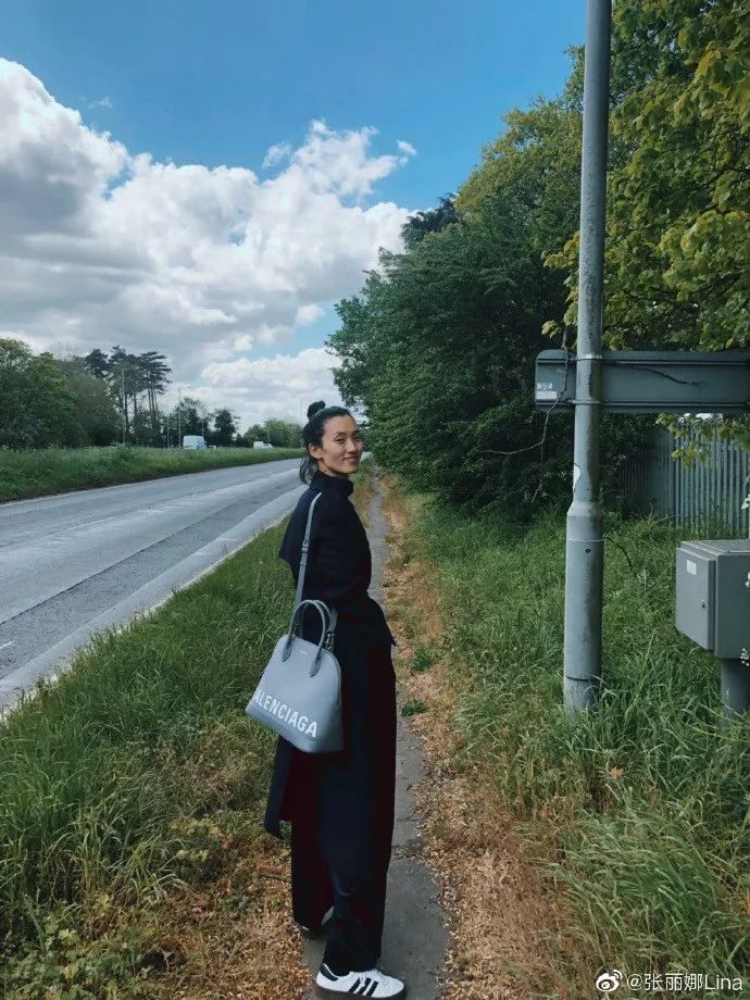 甜酷风女孩穿搭夏,甜酷风穿搭儿童女孩