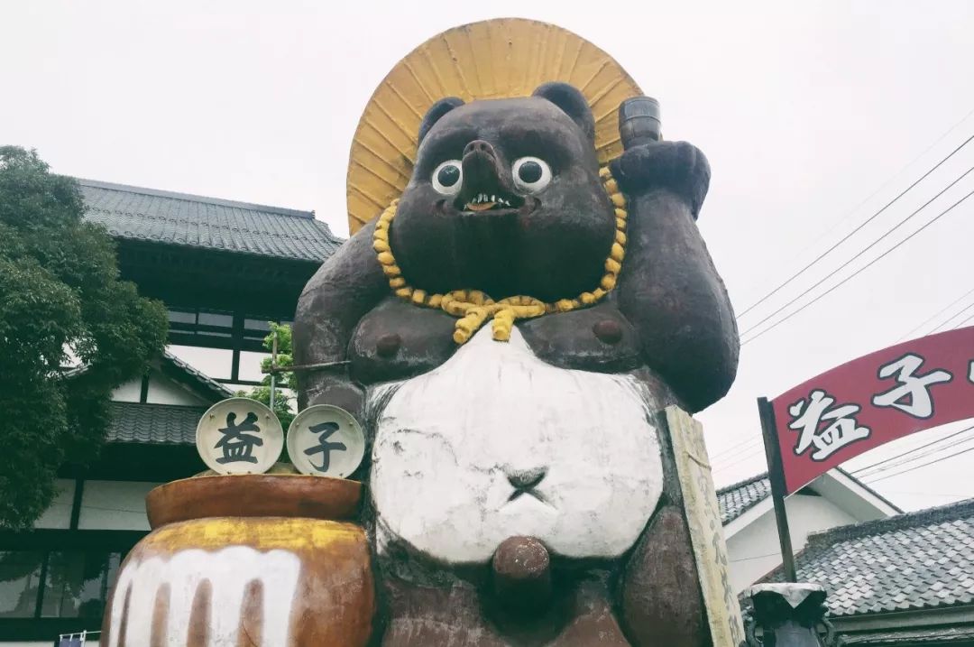 东京上野跳蚤市场,网购让人越来越失望