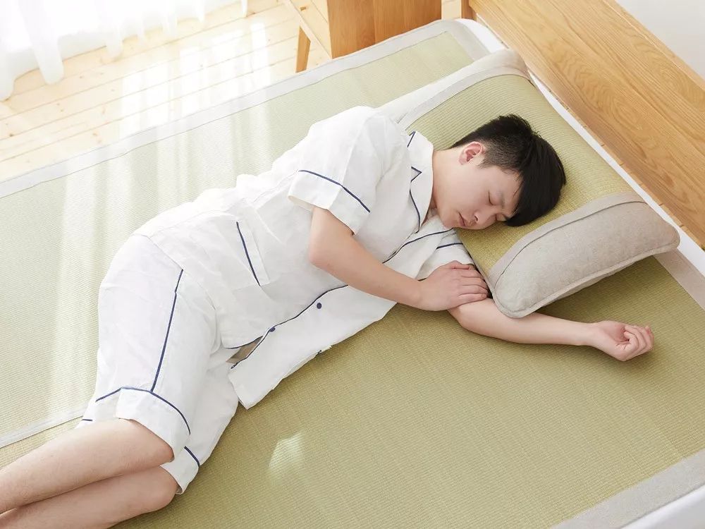 席子夏天家用冰丝降温神器,最实用的夏凉草席