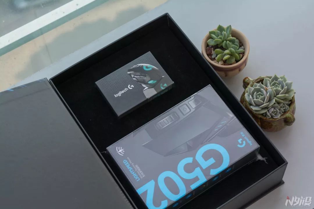 无线g502罗技,g502创世者和g502lightspeed的区别