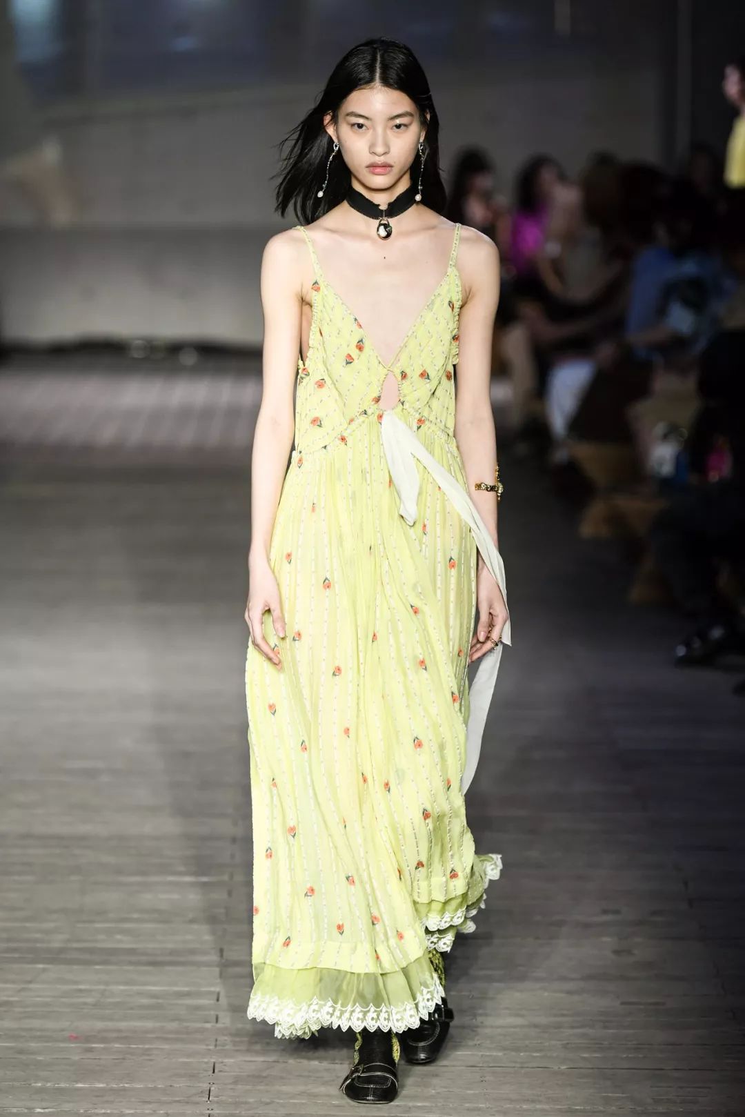 女生对闺蜜和普通人态度一样,女生对闺蜜的忍耐程度有多强