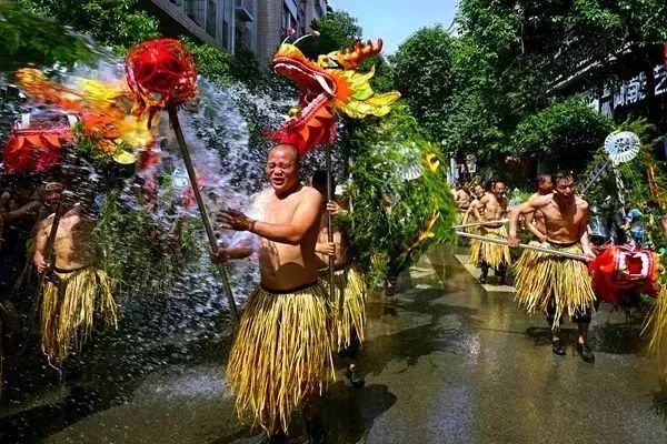 端午节去哪里旅游有赛龙舟,端午划龙舟去哪玩好