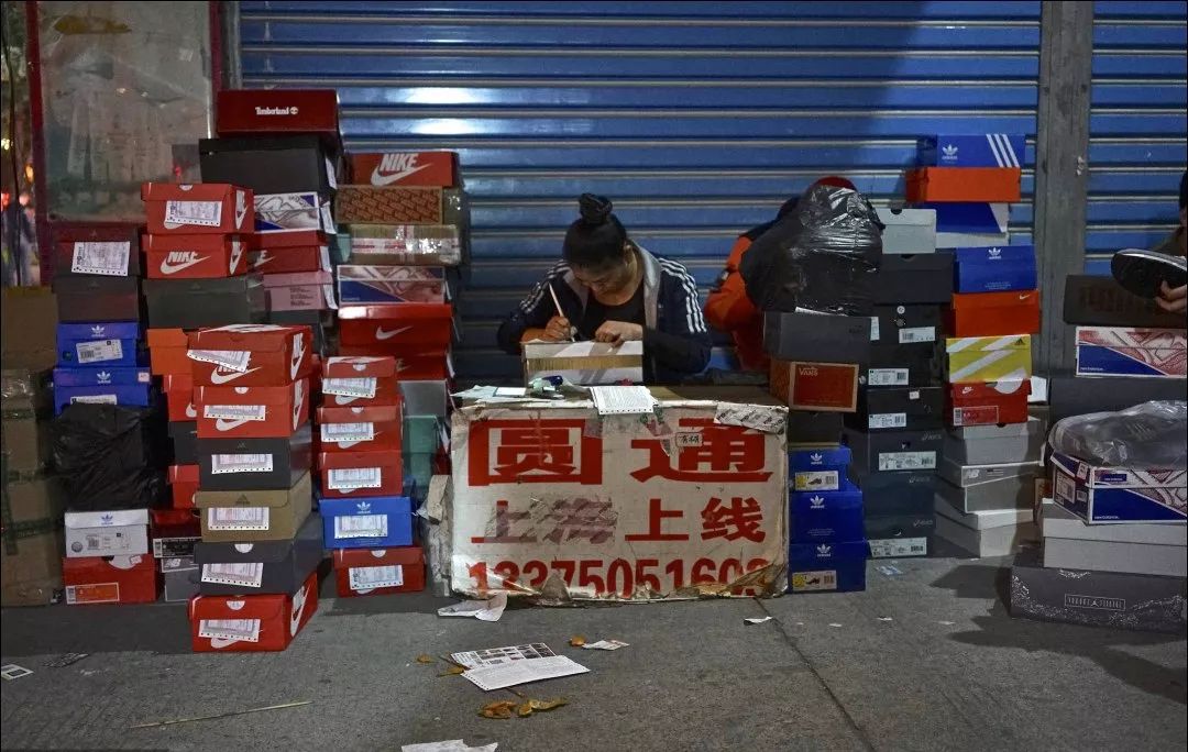 nike鞋有中国代工厂吗,耐克代工厂的鞋是正品吗