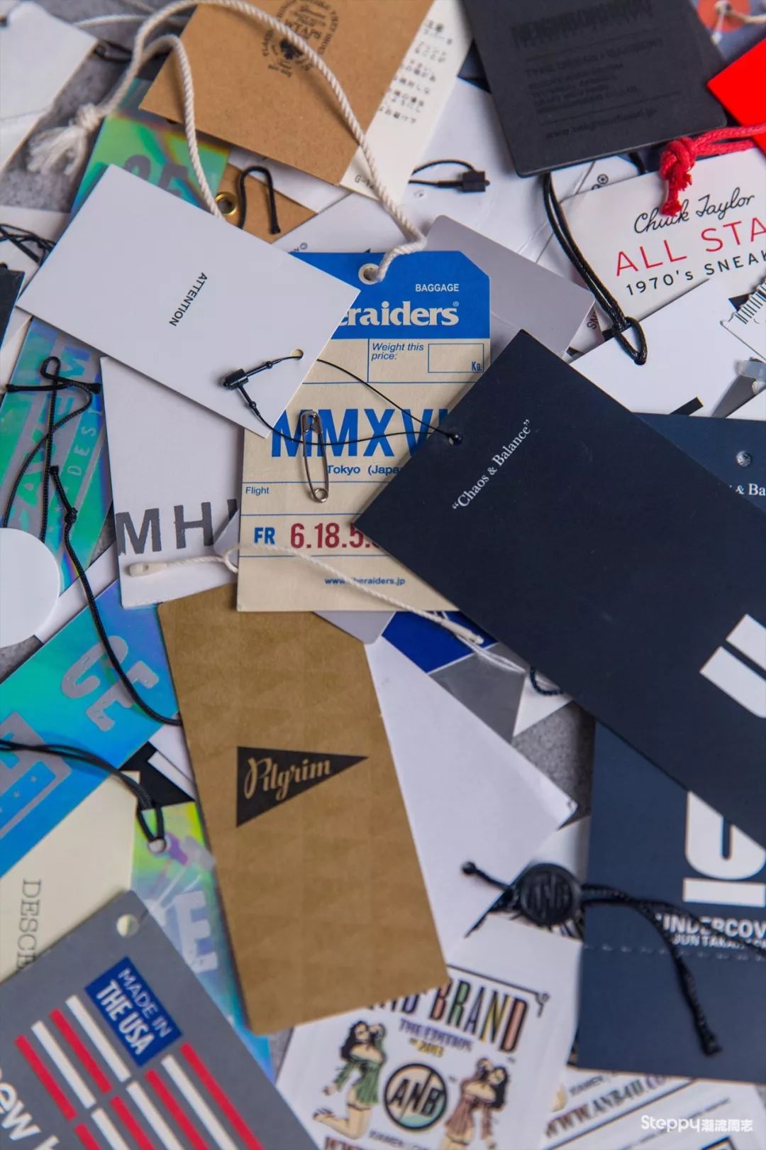 很想问问，你们有收集品牌包装袋或吊牌的癖好吗？