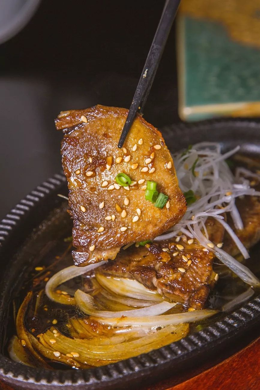 镇江宝藏日料店！15层生猛「云梯刺身」无限续，120+种自助不限量