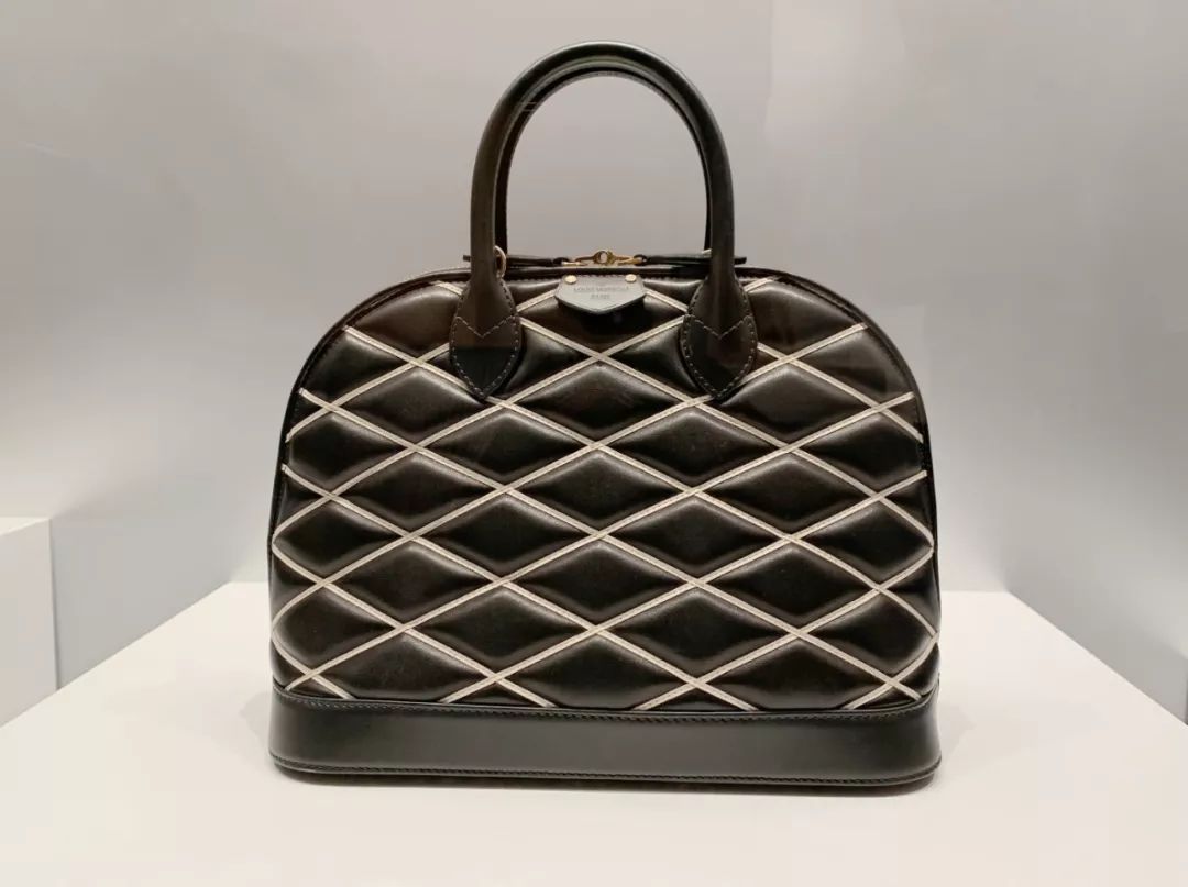 成都看展｜LV竟然出过这么多千奇百怪的箱子