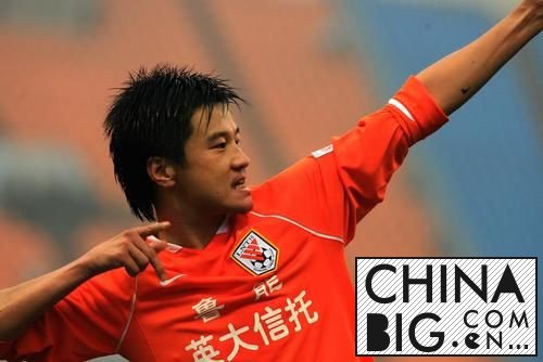 李金羽身价15亿,李金羽球员时候的身价