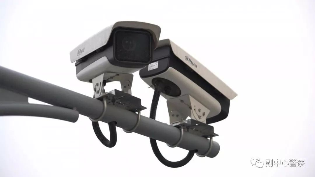 两个警界学霸级“码农”，多次拒绝百万年薪，原因竟然是.......