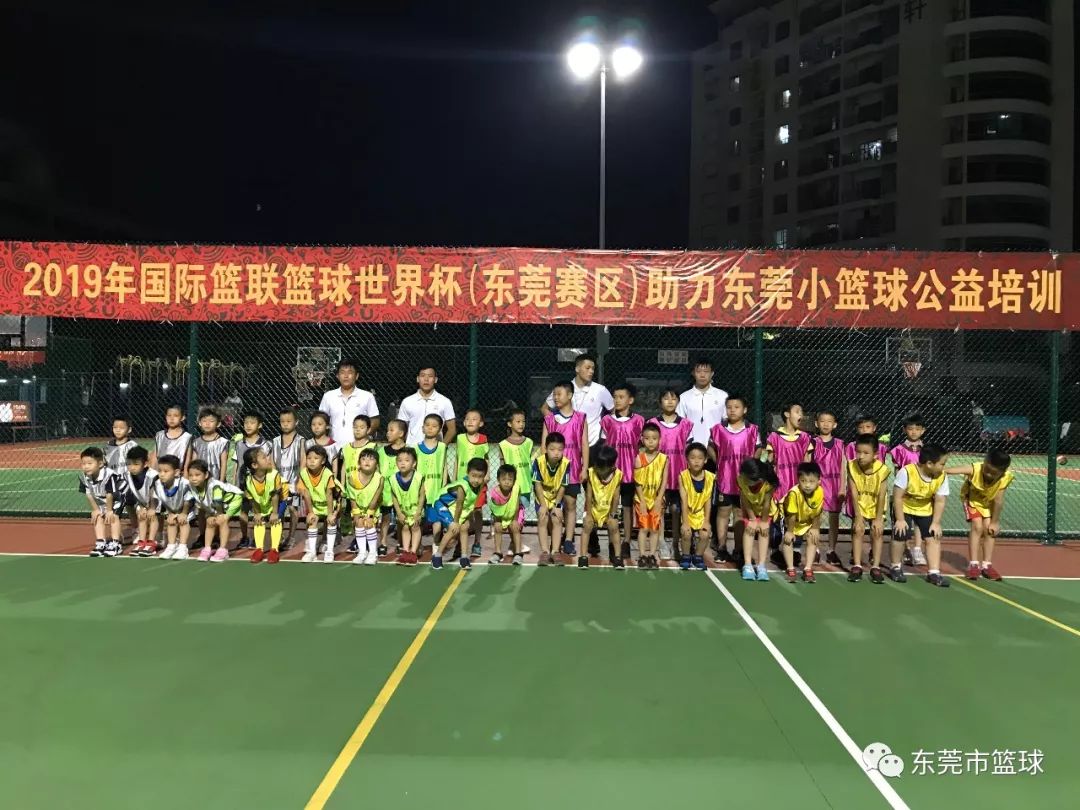 小篮球大梦想幼儿篮球馆,小篮球大梦想小朋友