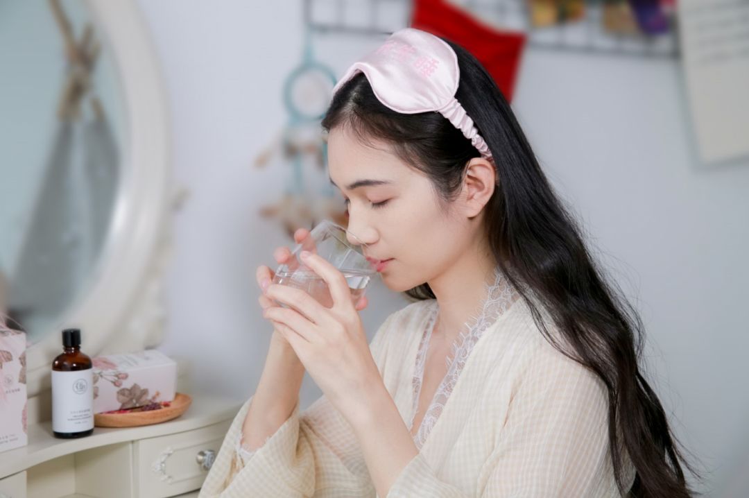 护肤水保湿补水正品大瓶直播,护肤水团购