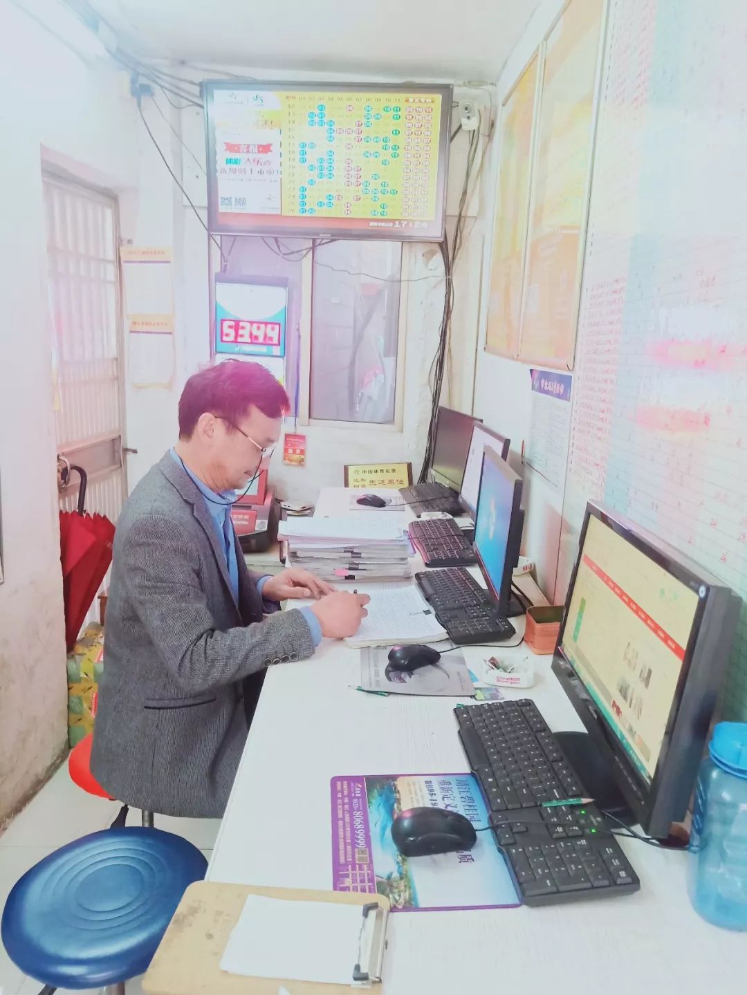 致敬平凡岗位上的平凡人,致敬平凡岗位上的劳动者