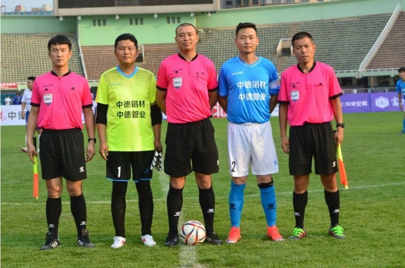 全力以赴的你,聚焦绿茵场