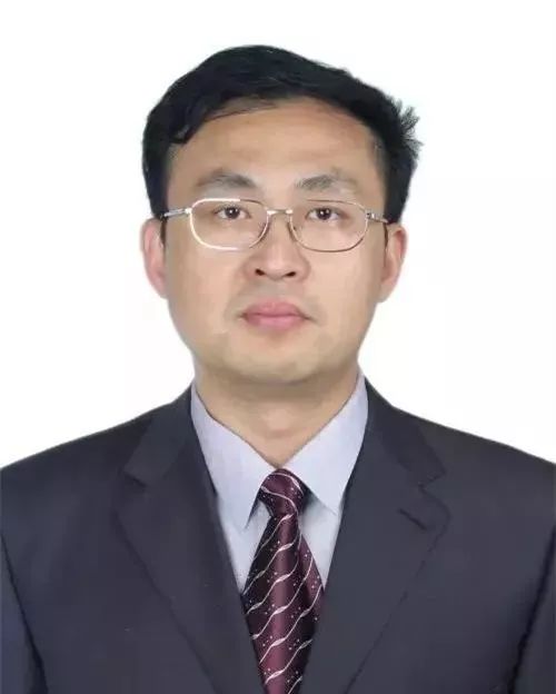 几个吸毒者在家里被抓怎么判,刑事案件抓获吸毒人员怎么处理