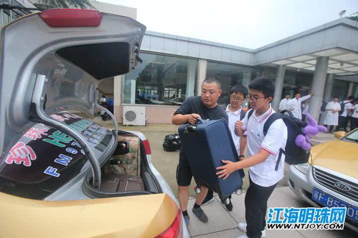 爱心接力外来务工人员回乡,爱心接力让走失儿童顺利回家