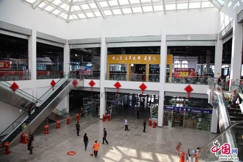 塔城印象红瓶酒,塔城映像