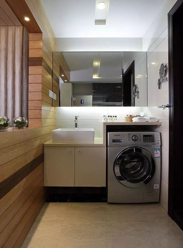 房间太小洗衣机不知放在哪里,房子里的洗衣机在哪里放着