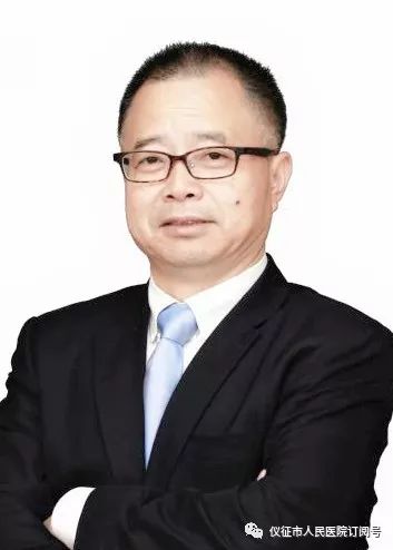 中大医院介入专家滕皋军、男科专家金保方定期到仪征市人民医院坐诊