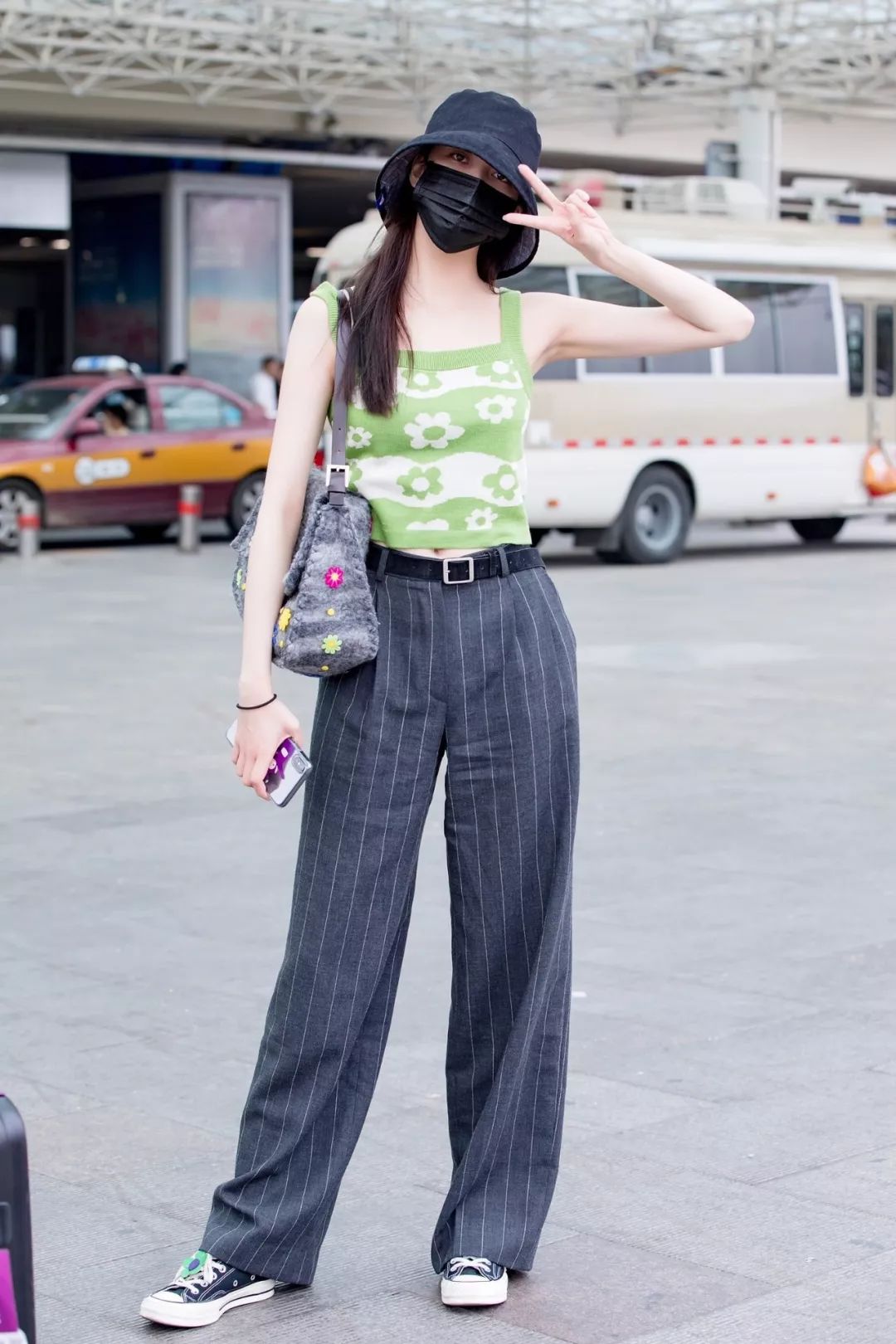 看！“裙*党**”和“裤*党**”battle起来了