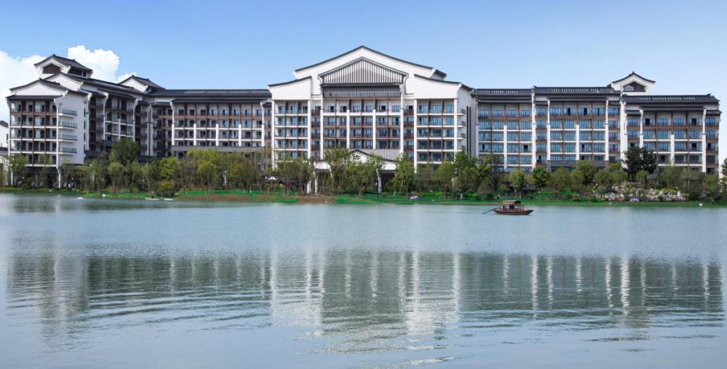 奇积乐园工程队发生巨大冲突 (奇积乐园第一集)