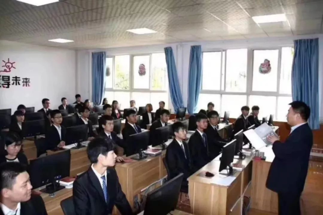 恩施特招公办大学,恩施特招工资