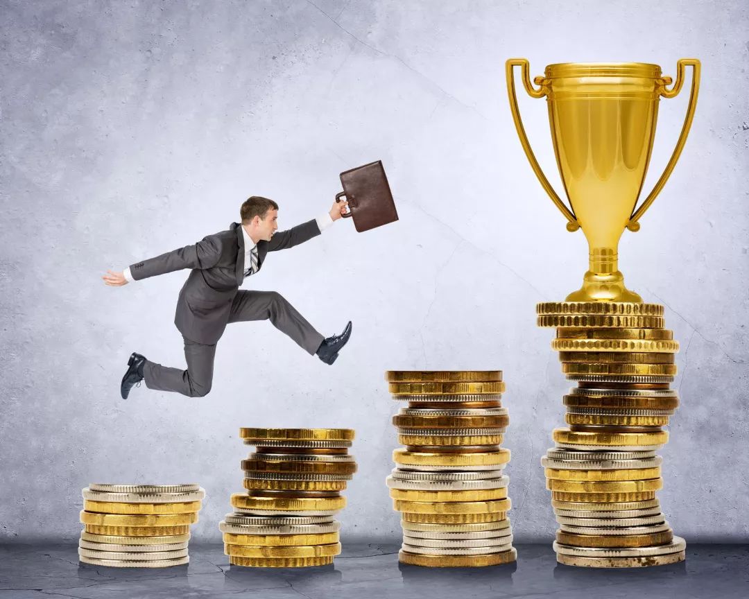 北上广深月平均工资领跑全国,一线城市年均工资视频