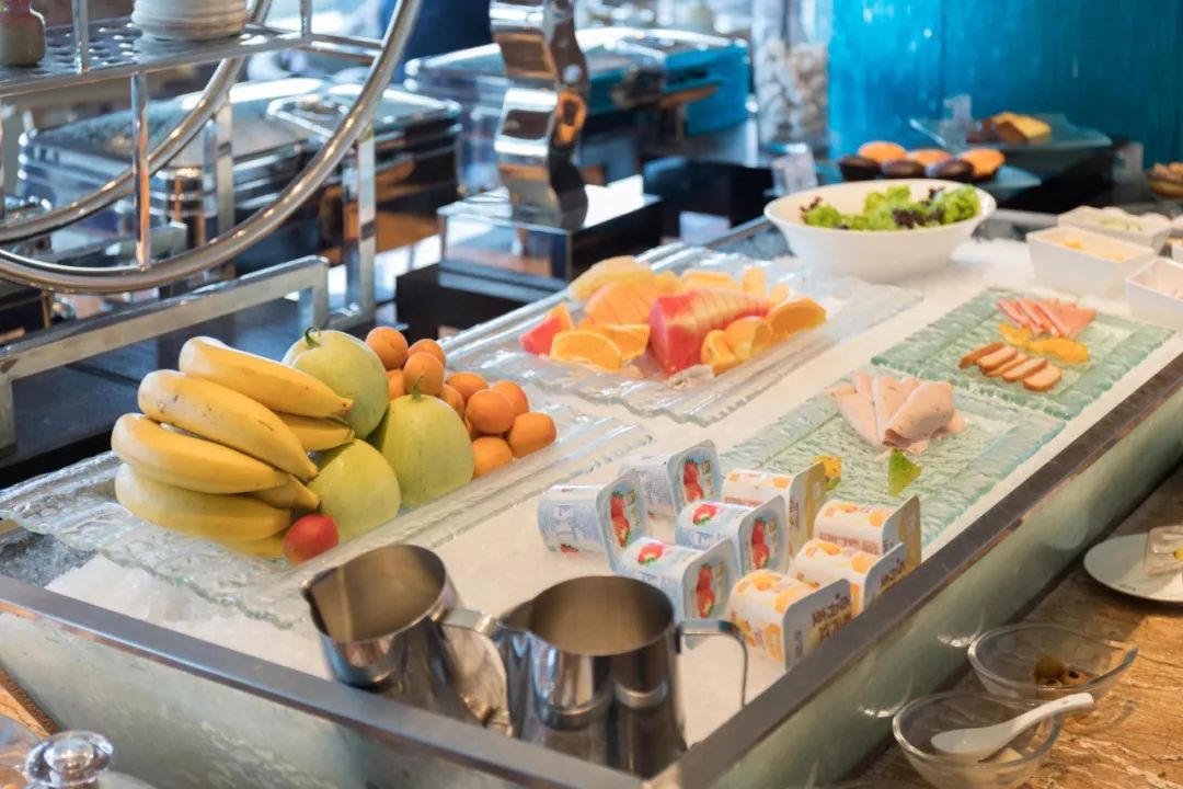 早茶自助餐38元青岛,青岛颐中皇冠假日酒店早茶