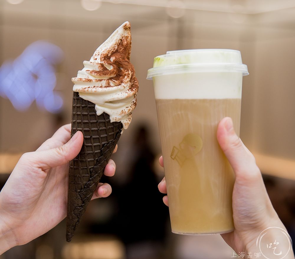 喜茶首店活动,喜茶草莓芝士冰淇淋