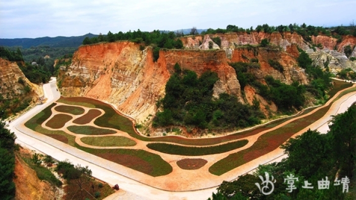 带您走进陆良彩色沙林风景,陆良彩色沙林风景区今年人多不多