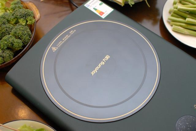 瀛曞闃茶緪灏勭數纾佺伓,鑰佸紡闃茶緪灏勭數纾佺伓