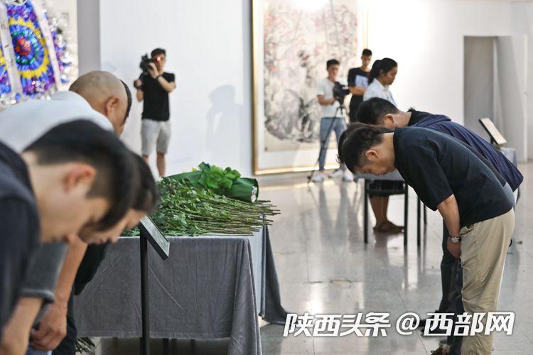 刘文西遗体告别仪式直播,刘文西哀悼视频
