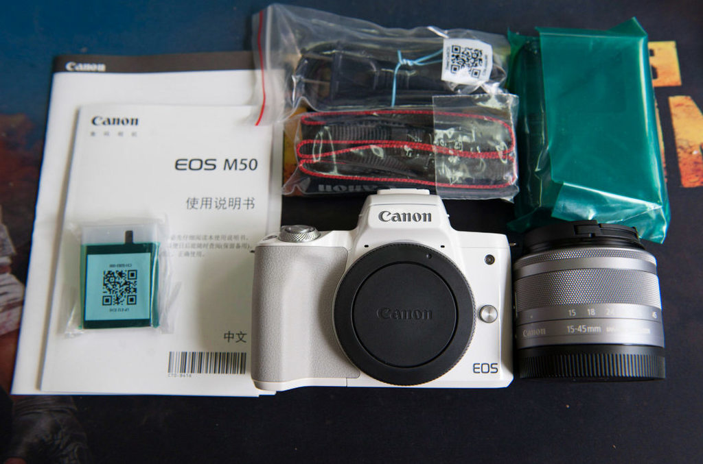 500元购买佳能m50,网购100元电脑开箱