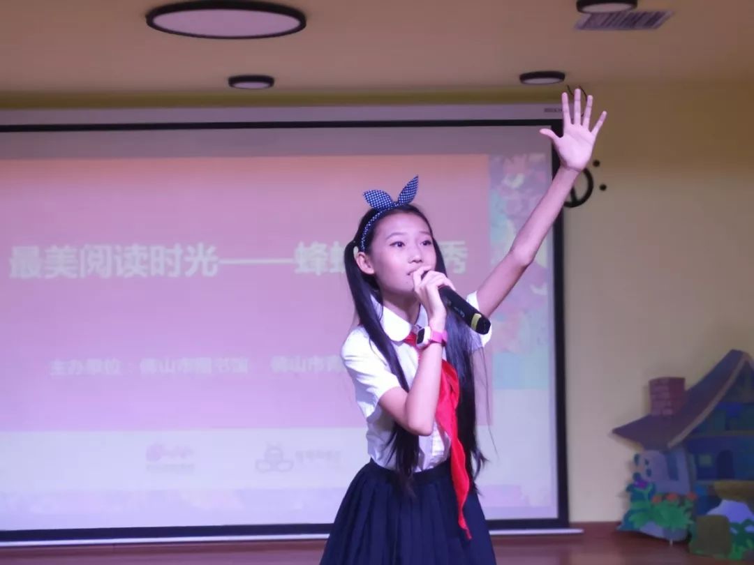 蜂蜂剧场show狂欢会，精彩表演嗨翻暑假