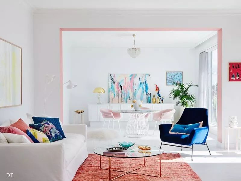 沙发承载了你的惬意,客厅沙发就是家的一道最美的风景