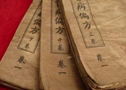 吃错药导致吐血怎么处理,老年人吃错药死亡案例