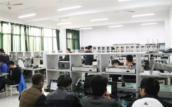 1000级实验室,价值40个亿的实验室