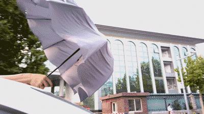 能抗8级大风和车压的暴风伞测评,硬汉级暴雨伞