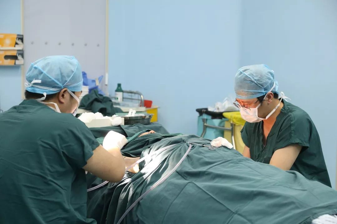 大医生来啦直播,大医生来了完整版视频