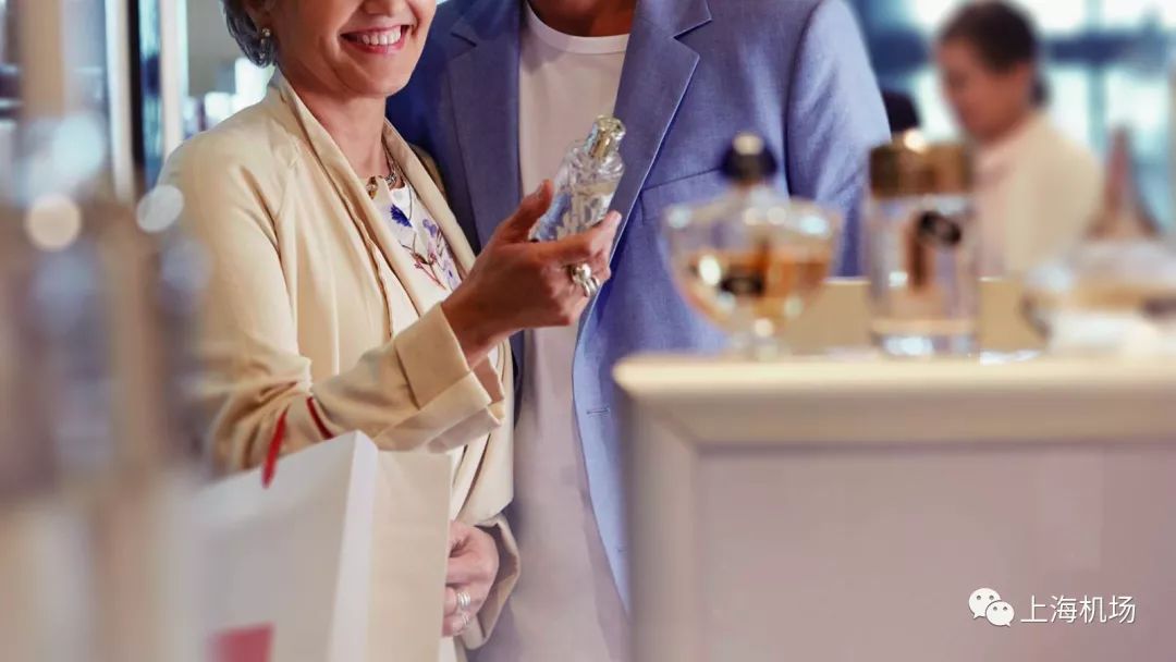 出境游购物优惠政策,上海机场免税店自助购物攻略