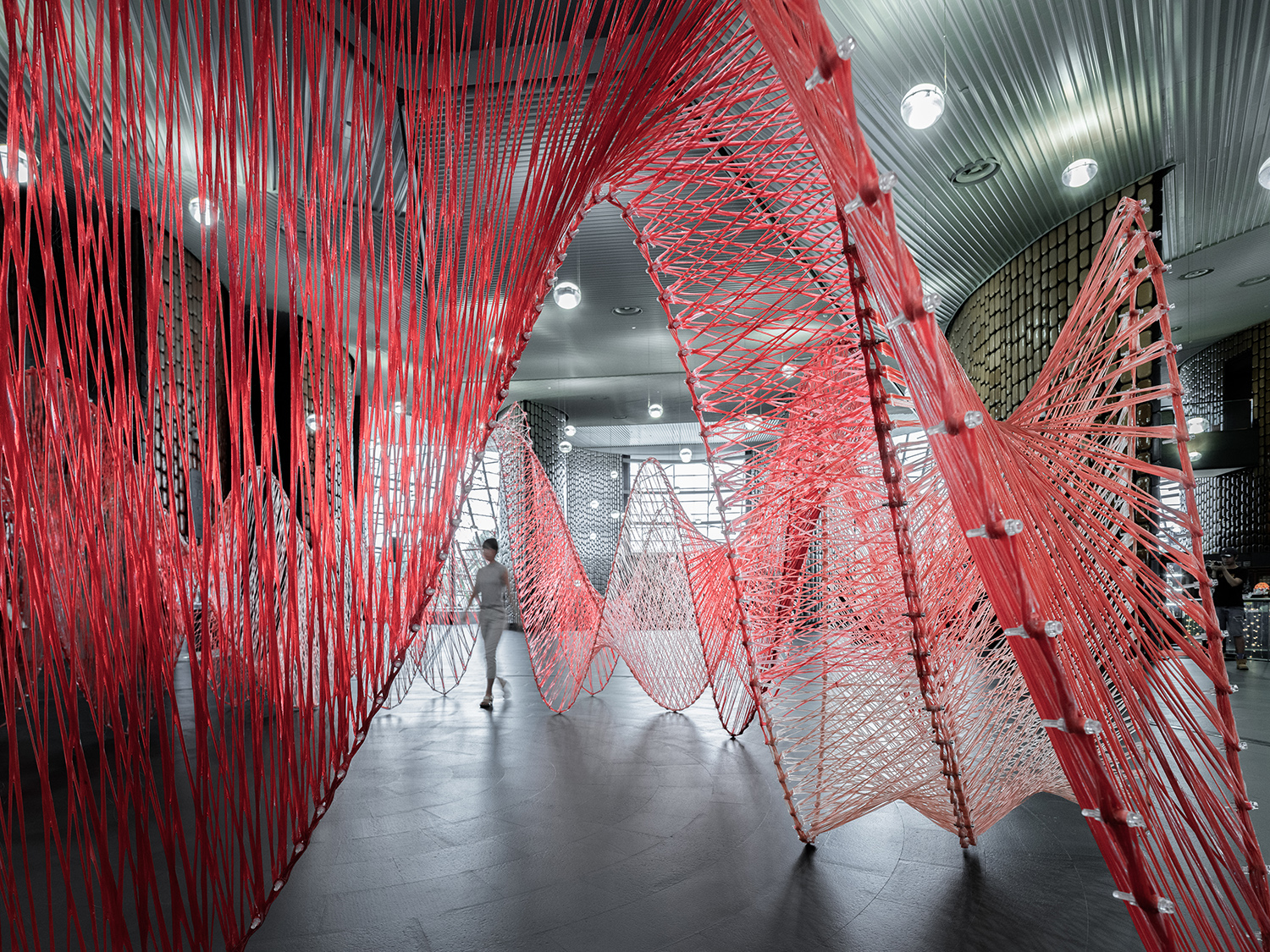 WutopiaLab俞挺工作室丨RedLaLaLand艺术装置