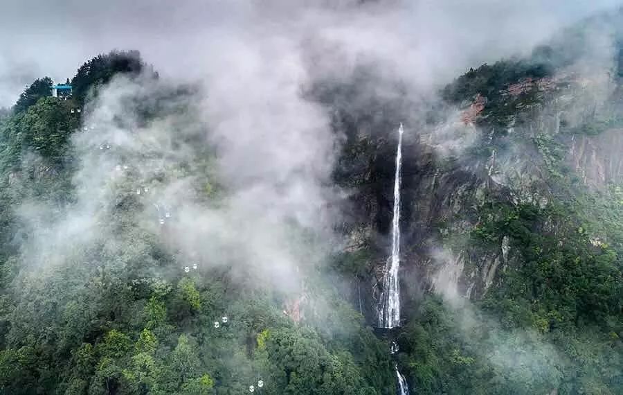 跟着李白游黄鹤楼,跟着李白游