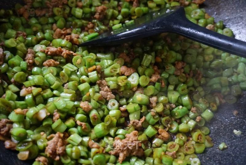 豆角橄榄菜好吃又下饭,榄菜炒豆角教程