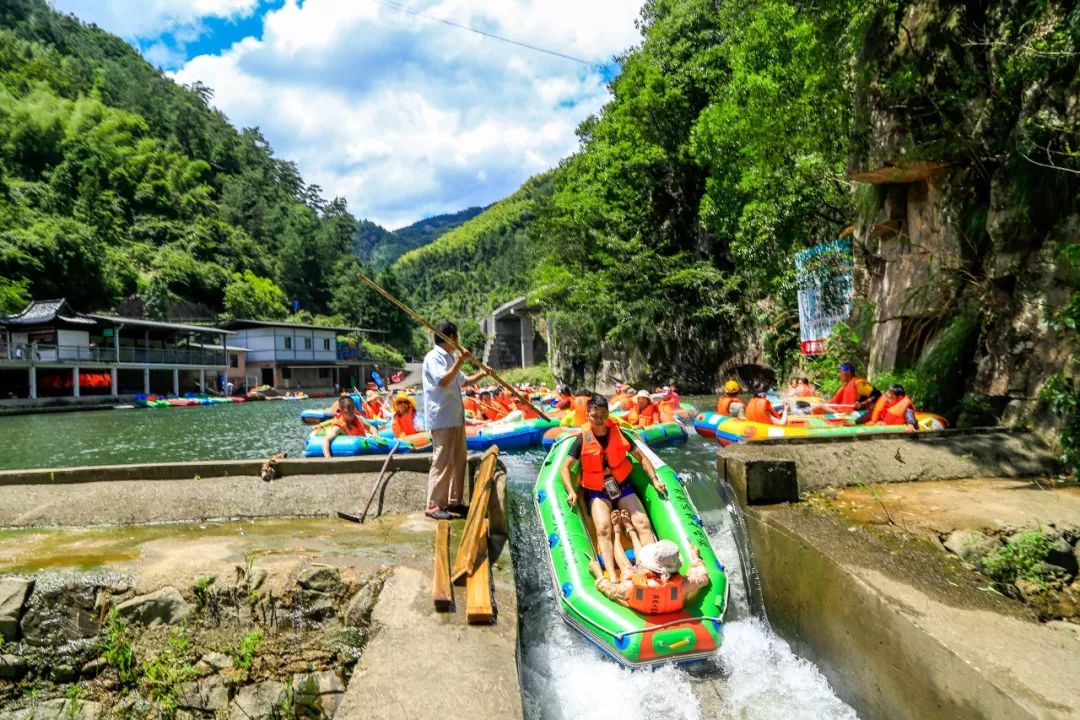 最刺激的峡谷漂流,浙江最刺激探险漂流