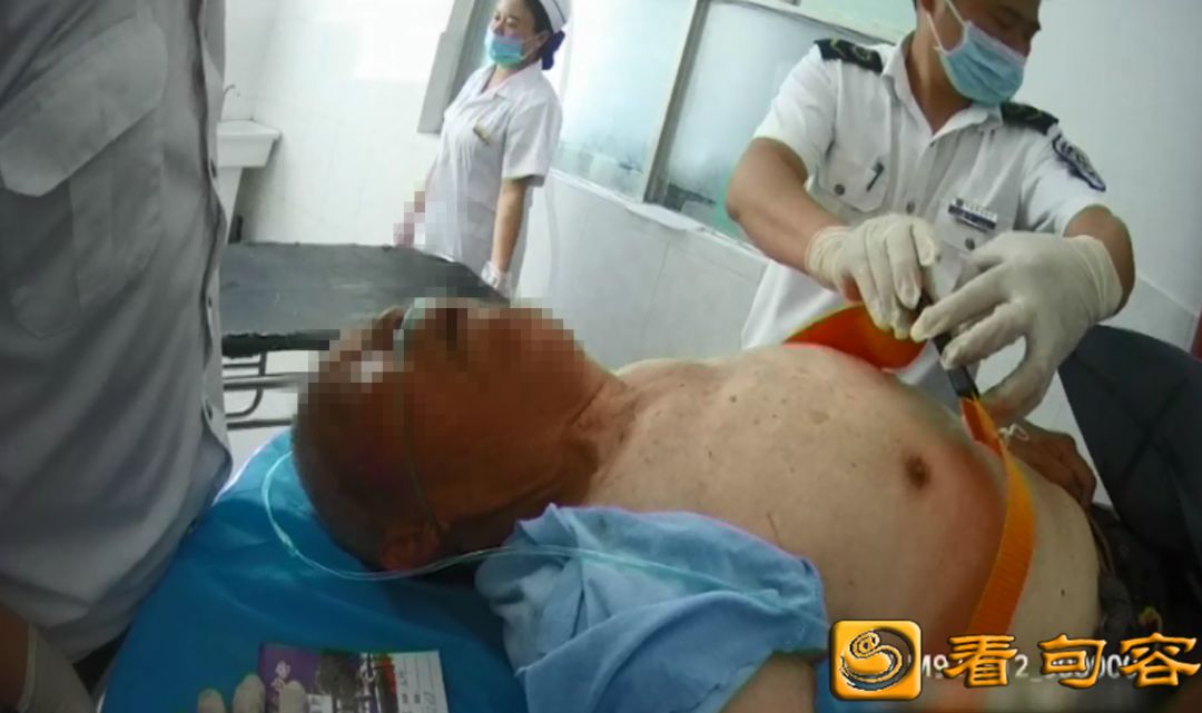 天气热老人中暑,去热地方回家如何避免中暑